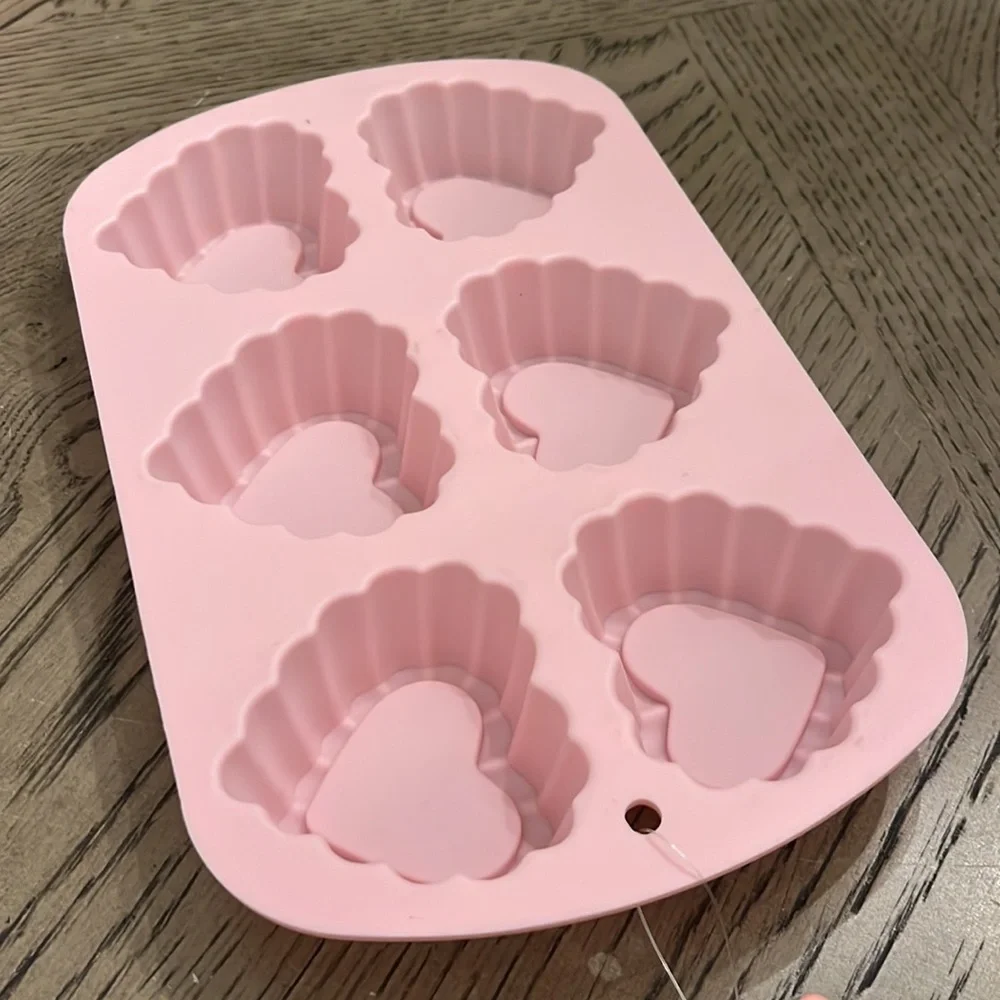 Silicone Heart Shaped Baking Mold Pink